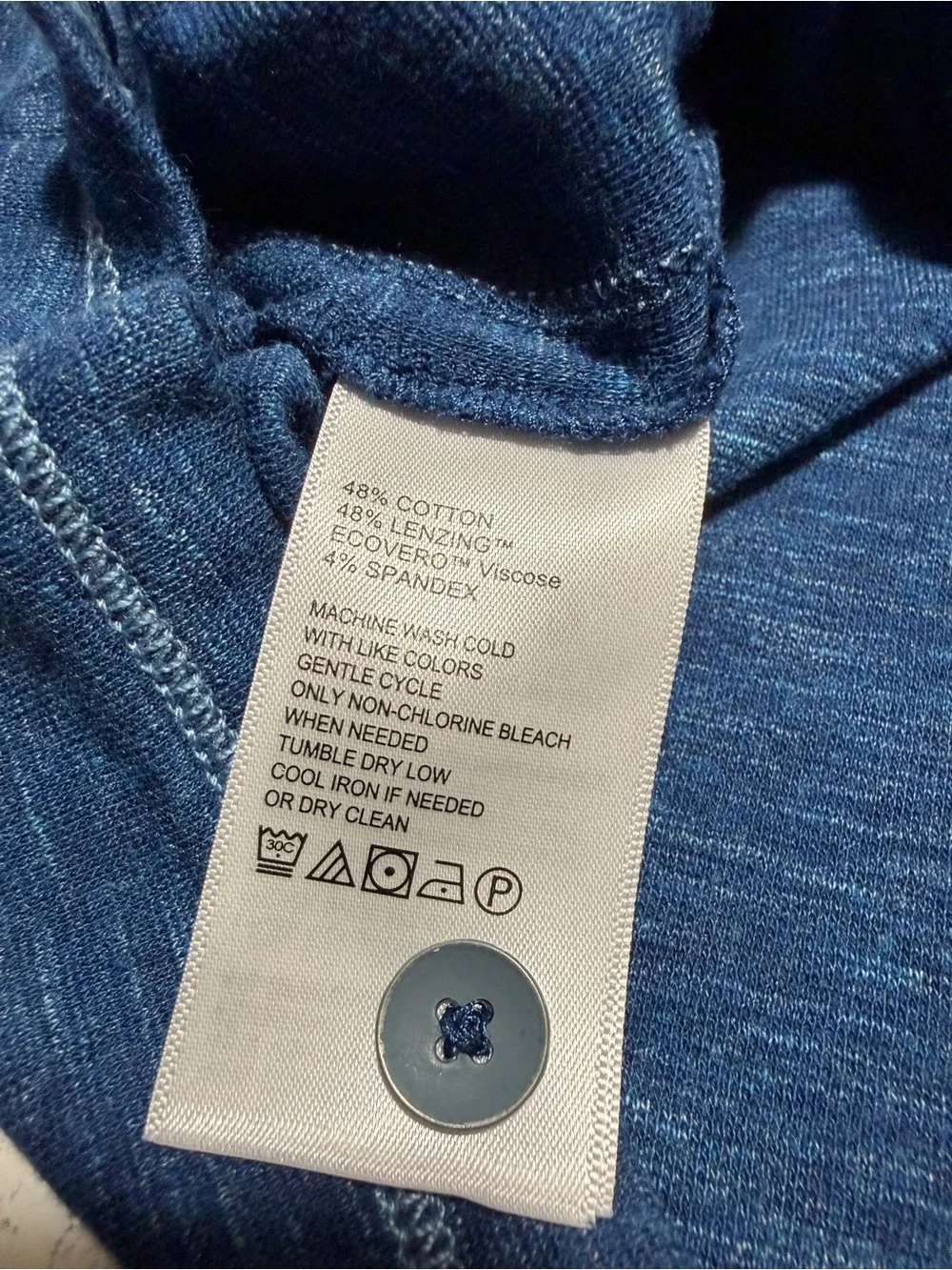 Tommy Bahama measurements details